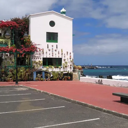 Дом отдыха Casa Corina. Primera Linea De Mar Пунта-де-Мухерес